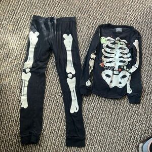 Carter's Skeleton Halloween Pajamas Size 8